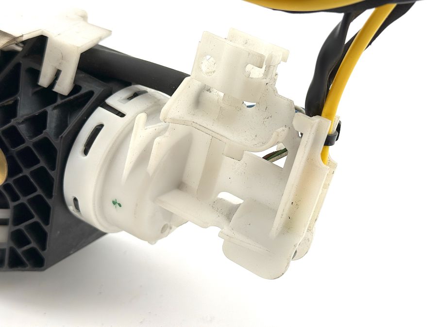 2307200535 2307600004 23076000419051 | Mercedes SL55 | R230 Left side door lock latch actuator