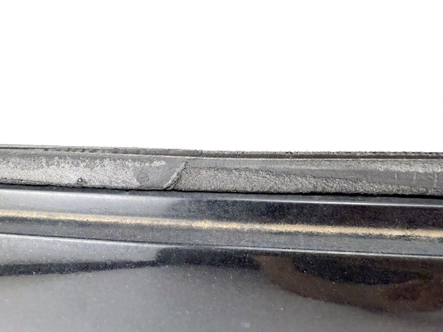 2307500137 | Mercedes SL500 | R230 Rear trunk license plate trim