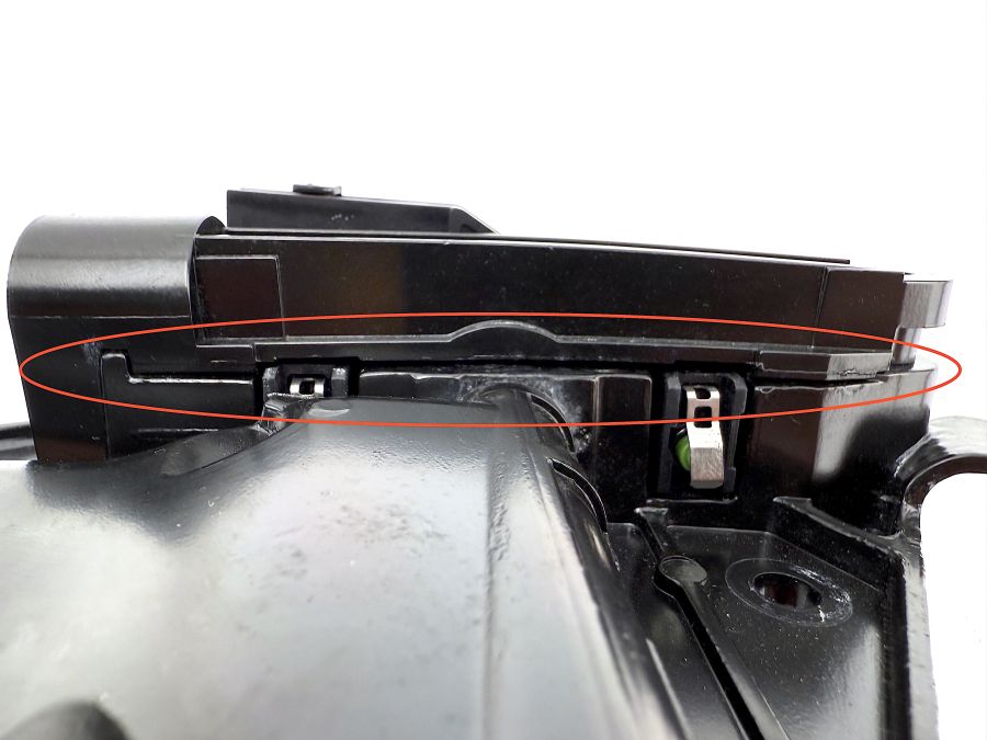 2307500425 2307500806 2308207010 | Mercedes SL55 | R230 Right side trunk flap with mechanism