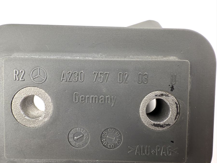 2307570103 2307570203 2307570044 | Mercedes SL500 | R230 Trunk striker stop adjusters