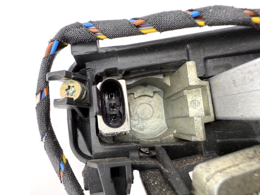 2307601770 2307601770 2307600334 | Mercedes SL500 | R230 Exterior left door handle with mechanism RHD 2307601770 2307601770 2307600334 | Mercedes SL500 | R230 Exterior left door handle with mechanism RHD