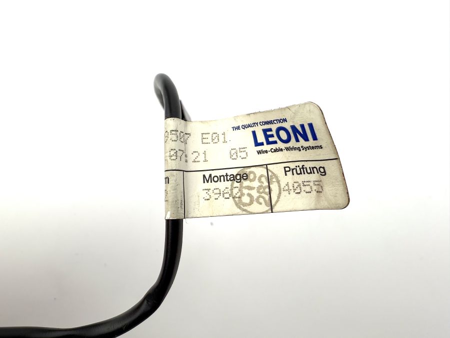 2307900059 2305409507 0009942211 | Mercedes SL500 | R230 Rear folding shelf cover cable