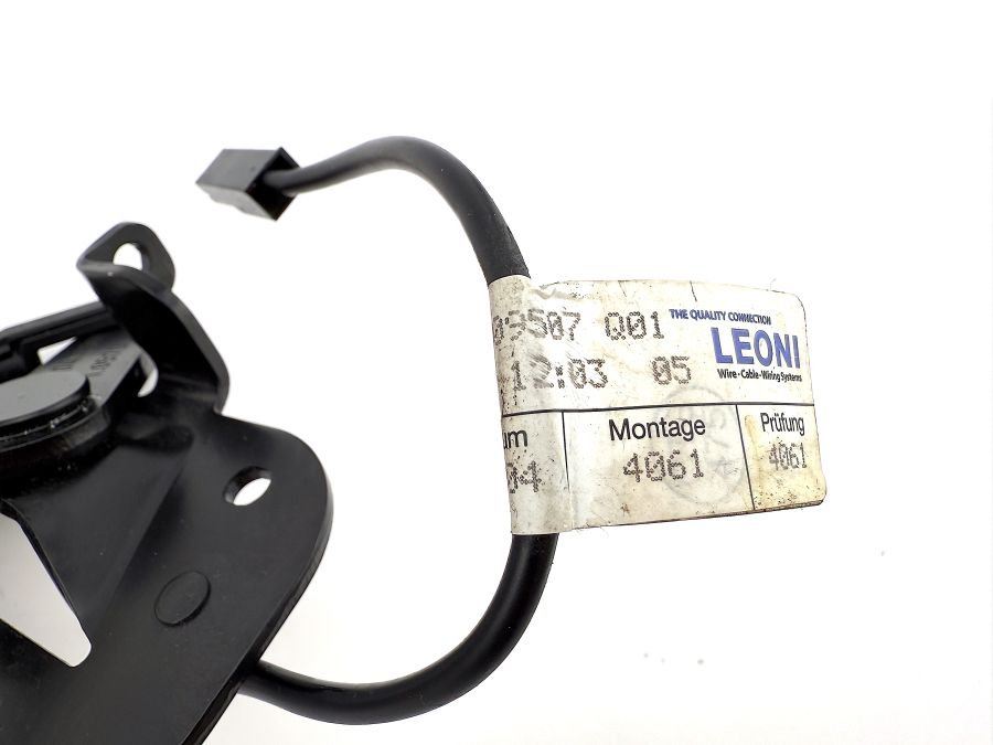 2307900059 2305409507 2307901071 | Mercedes SL55 | R230 Rear folding shelf cover cable