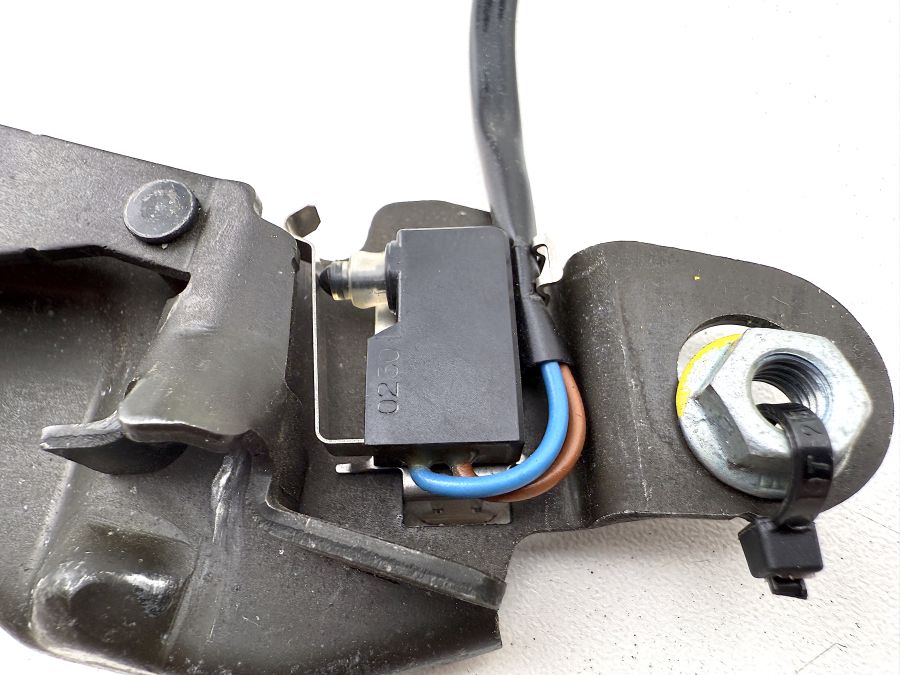 2307900971 2307900277 2307900177 | Mercedes SL500 | R230 Vario roof front lock latch 2307900971 2307900277 2307900177 | Mercedes SL500 | R230 Vario roof front lock latch