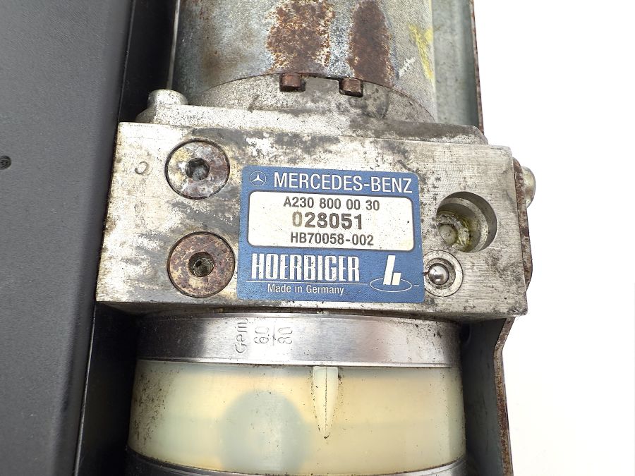 2308000030 | Mercedes SL500 | R230 Convertible roof top hydraulic pump 2308000030 | Mercedes SL500 | R230 Convertible roof top hydraulic pump