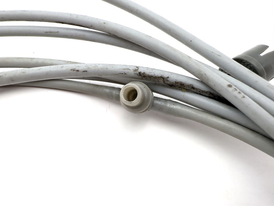2308001615 2308000715 0001581435 | Mercedes SL500 | R230 Central locking and seat vacuum pipe lines