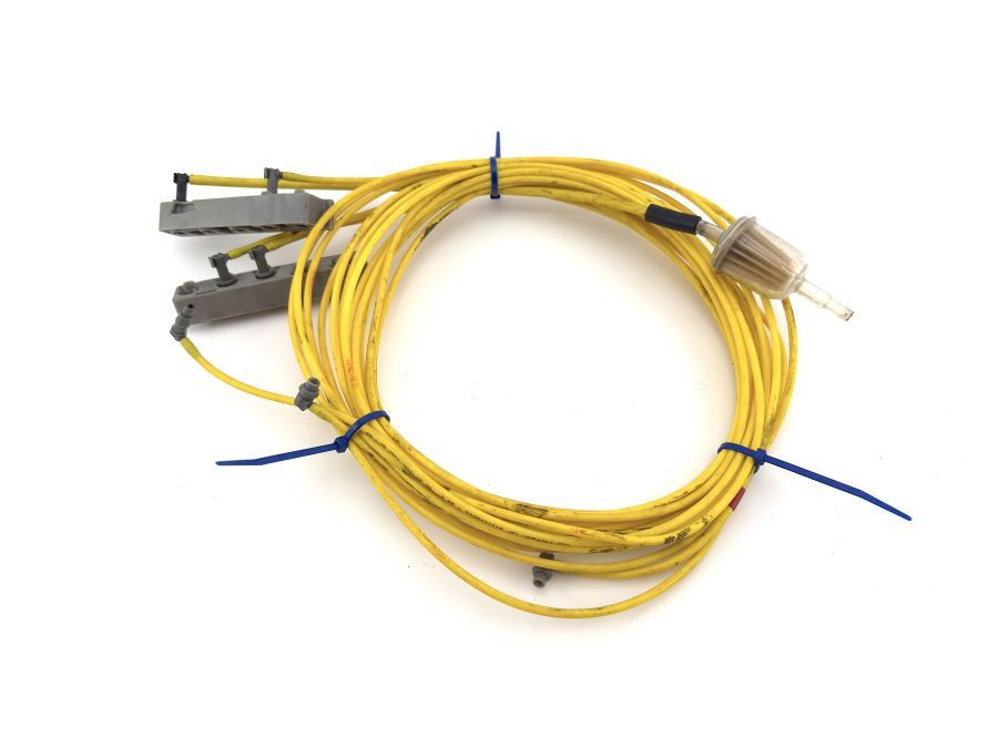 2308001615 2308000715 0001581435 | Mercedes SL500 | R230 Central locking and seat vacuum pipe lines