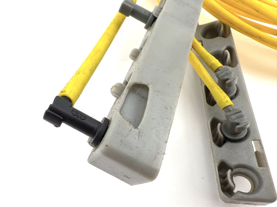 2308001615 2308000715 0001581435 | Mercedes SL500 | R230 Central locking and seat vacuum pipe lines