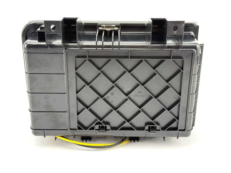 2308100129 2308100229 | Mercedes SL55 | R230 Rear left and right compartment box
