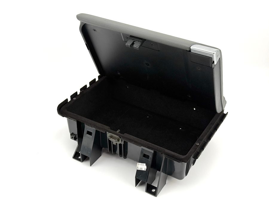 2308100129 2308100229 | Mercedes SL55 | R230 Rear left and right compartment box