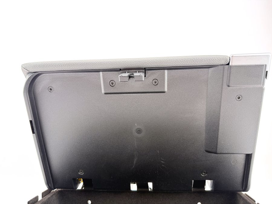 2308100129 2308100229 | Mercedes SL55 | R230 Rear left and right compartment box