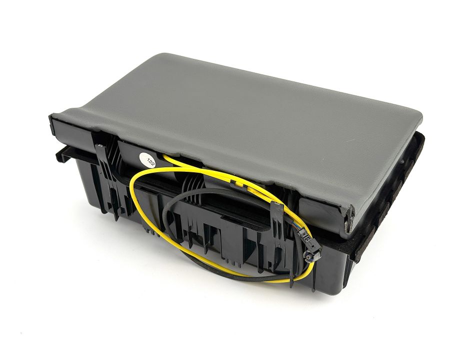 2308100129 2308100229 | Mercedes SL55 | R230 Rear left and right compartment box