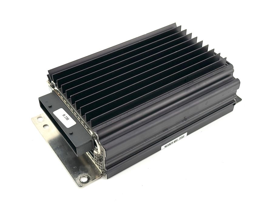 2308203889 | Mercedes SL55 | R230 Bose audio amplifier 2308203889 | Mercedes SL55 | R230 Bose audio amplifier