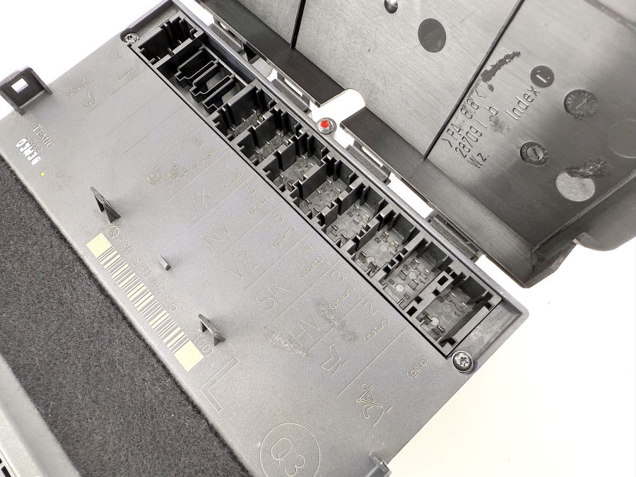 2308204326 | Mercedes SL500 | R230 Left seat adjustment control module