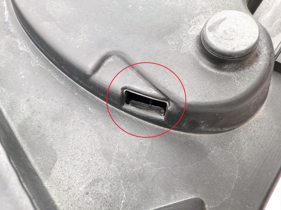2308205010 2307500706 2308201942 | Mercedes SL500 | R230 Left side trunk flap with mechanism