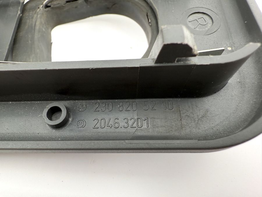 2308205210 2306940014 | Mercedes SL500 | R230 Trunk partition cover latch 2308205210 2306940014 | Mercedes SL500 | R230 Trunk partition cover latch