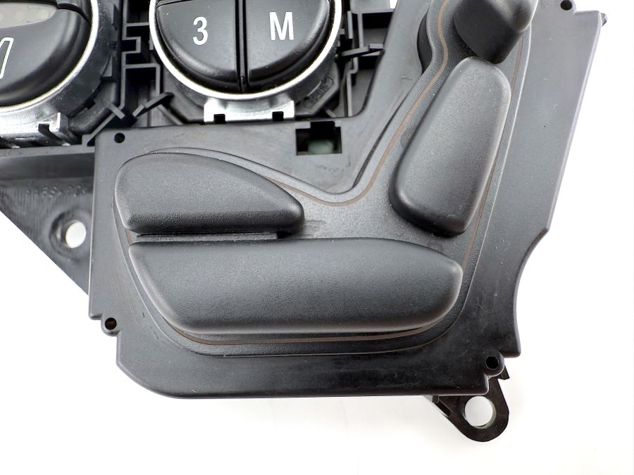 2308211051 | Mercedes SL500 | R230 Right seat control switch buttons 2308211051 | Mercedes SL500 | R230 Right seat control switch buttons