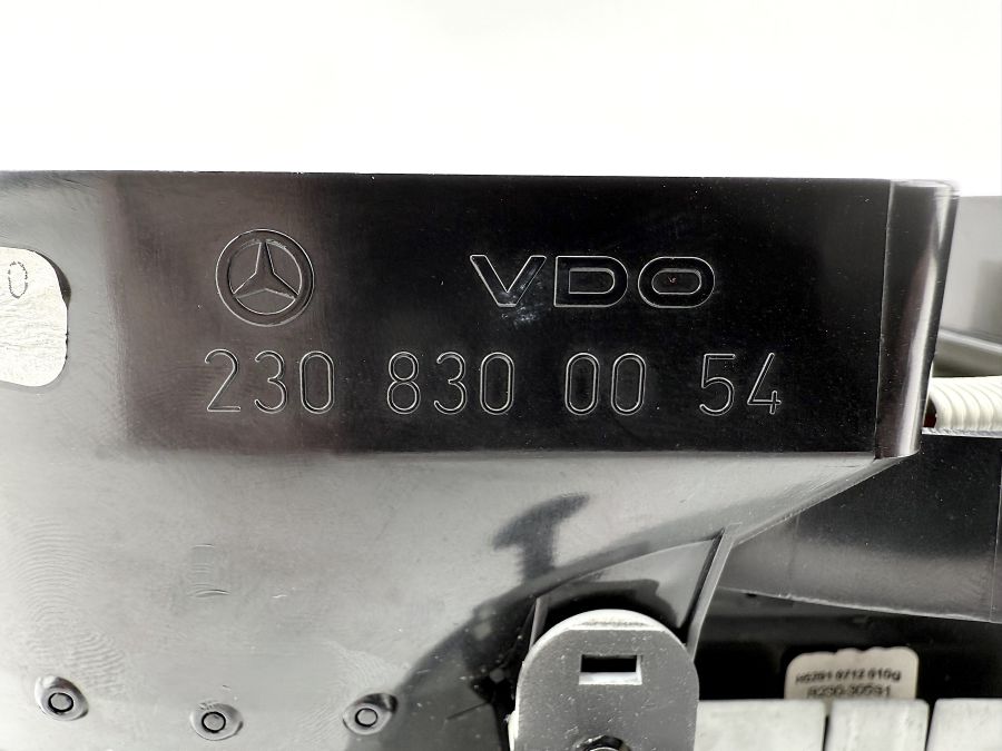 2308300054 | Mercedes SL500 | R230 Center air dash heater vent 2308300054 | Mercedes SL500 | R230 Center air dash heater vent