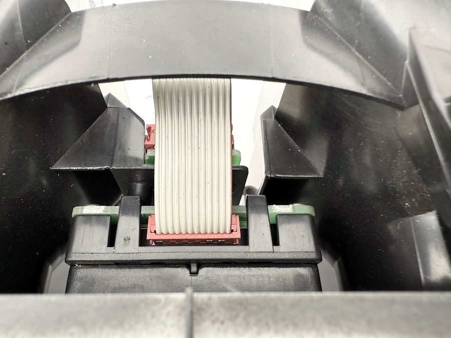 2308300054 | Mercedes SL500 | R230 Center air dash heater vent 2308300054 | Mercedes SL500 | R230 Center air dash heater vent