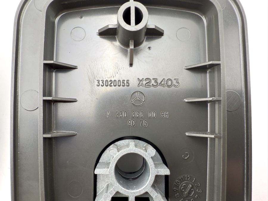 2308600096 23086000969C75 | Mercedes SL55 | R230 Rear compartment belt locks