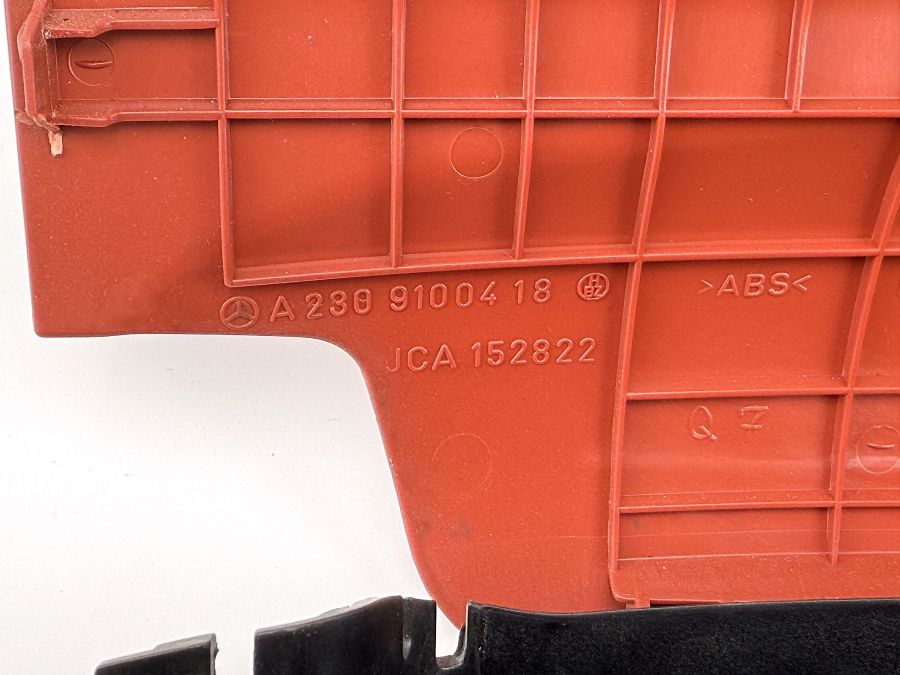 2308600560 2309180530 2309100318 | Mercedes SL500 | R230 Under seat center compartment left seat
