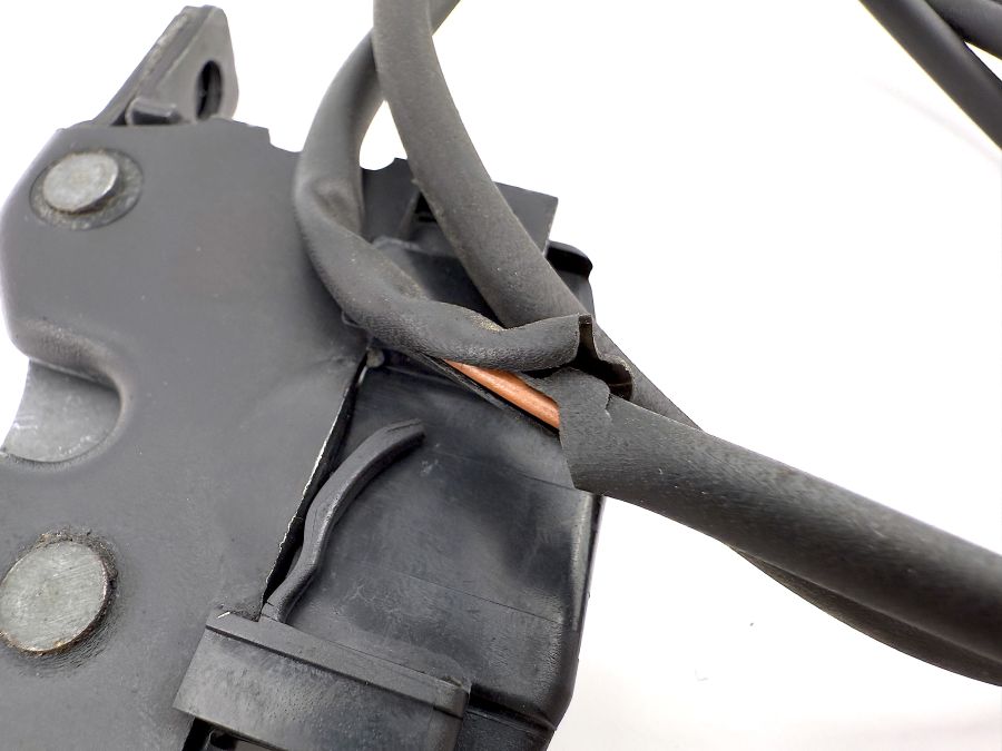 2308800060 | Mercedes SL500 | R230 Hood lock 2308800060 | Mercedes SL500 | R230 Hood lock