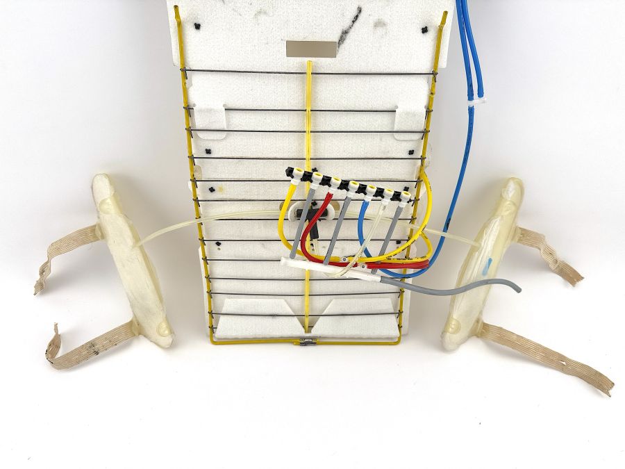 2309100075 | Mercedes SL55 | R230 Backrest cushion lumbar and back vacuum bag