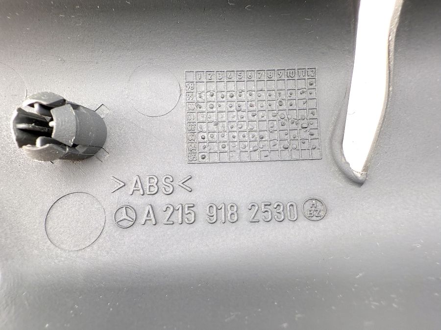 2309130311 2159182530 2309182130 | Mercedes SL55 | R230 Left seat backrest switch mount trim