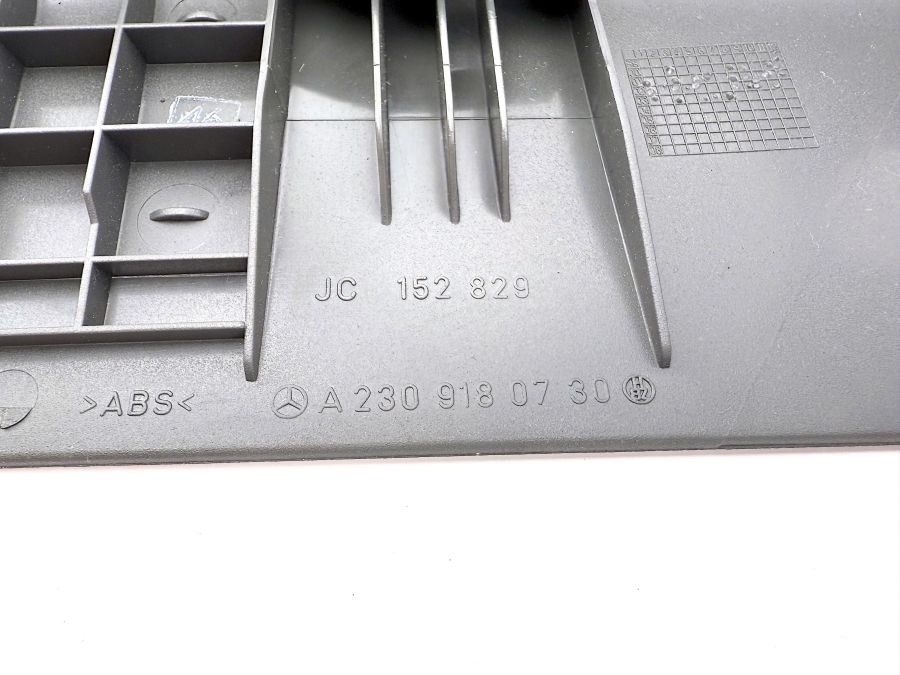 2309180730 2309180330 2309184130 | Mercedes SL500 | R230 Left seat lover plastic trims