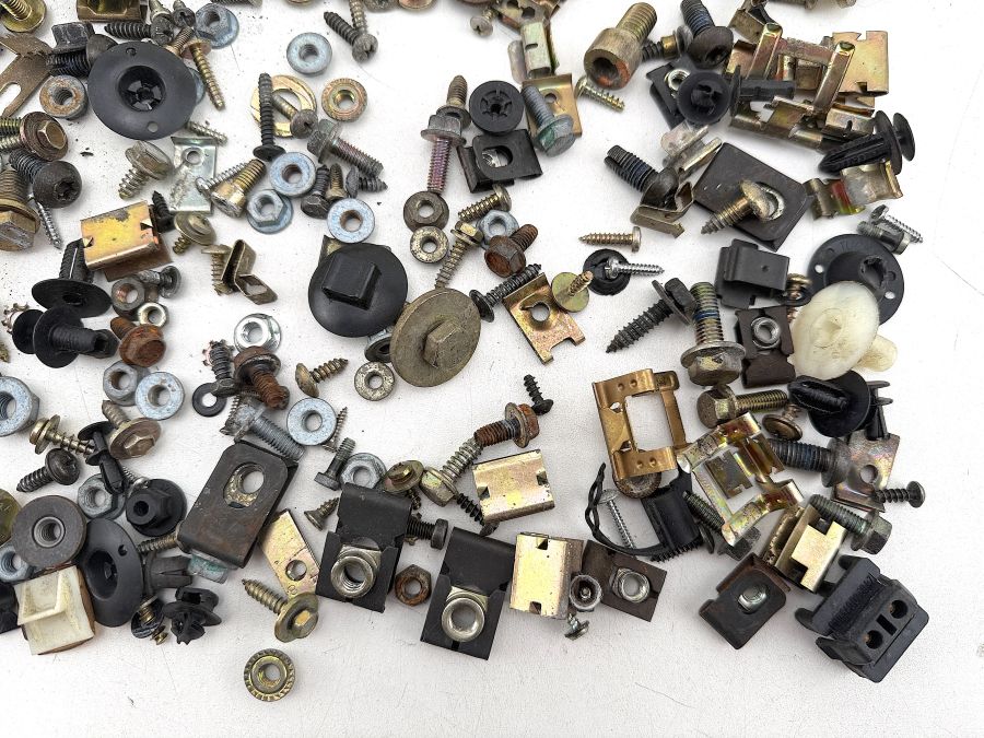 N914127003201 N914127004201 N914031004200 | Mercedes SL500 | R129 Interior and trunk screws