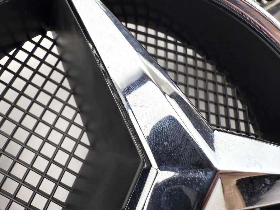 WEG019A1 | Mercedes SL500 | R230 Aftermarket front grill