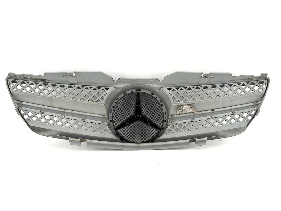 WEG019A1 | Mercedes SL500 | R230 Aftermarket front grill